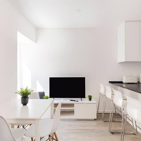 Cozy And Modern Flat In Lisbon Apartment ภายนอก รูปภาพ