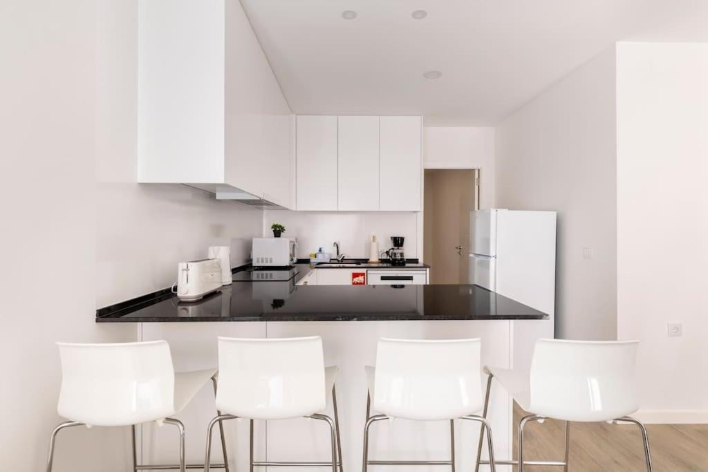 Cozy And Modern Flat In Lisbon Apartment ภายนอก รูปภาพ