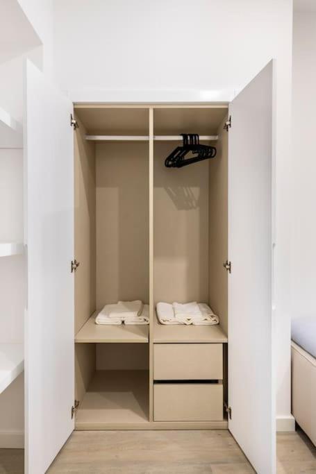Cozy And Modern Flat In Lisbon Apartment ภายนอก รูปภาพ